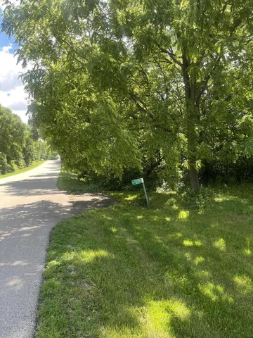 S79W23455 CHERI AVENUE, Big Bend, WI 53103