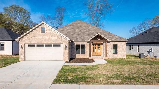 1445 Ivy Place Dr, Conway, AR 72034