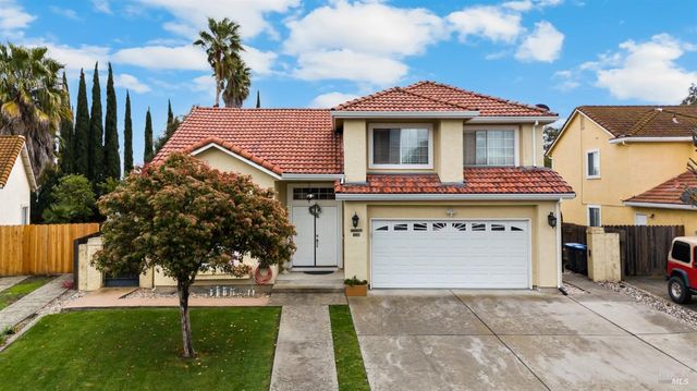 2766 Woodmont Dr, Fairfield, CA 94533