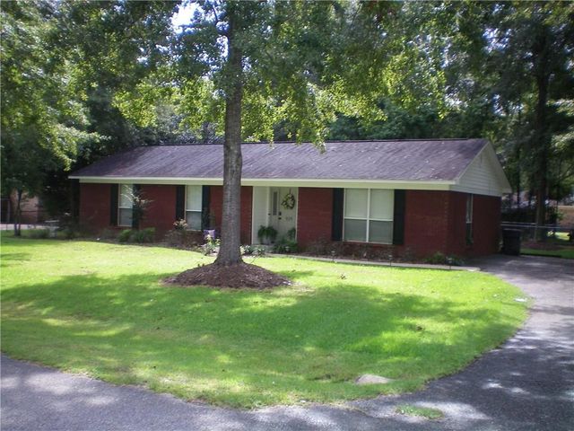 929 Joaneen Dr, Saraland, AL 36571