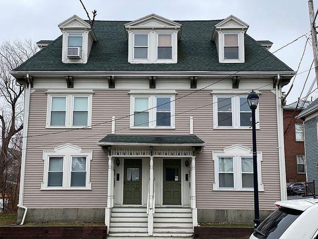 141 North St, Salem, MA 01970