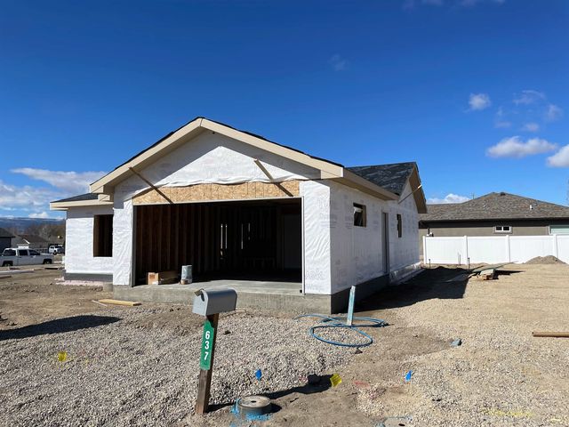 637 Eagle Ct, Grand Junction, CO 81507