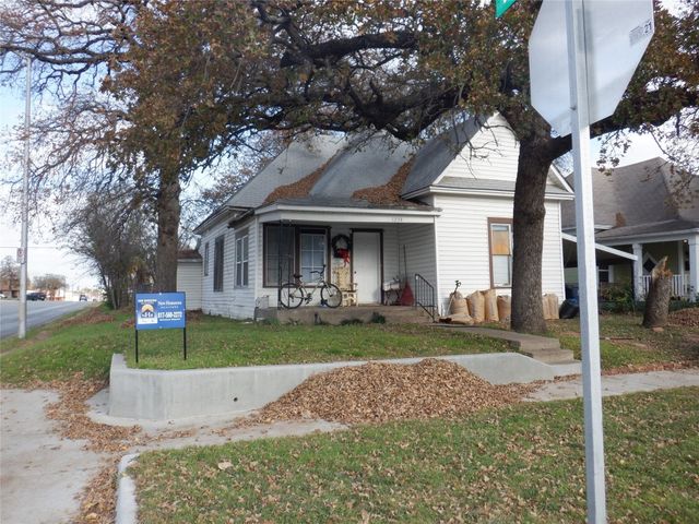1238 Lincoln Ave, Fort Worth, TX 76164
