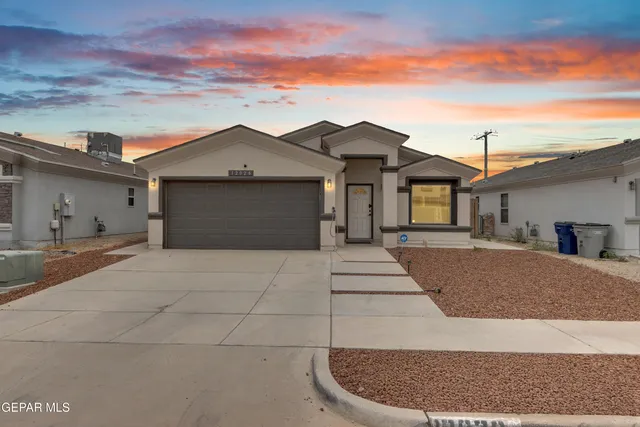 12028 Mesquite Thorn Dr, El Paso, TX 79934