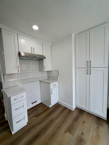7236 Benares St, Downey, CA 90241