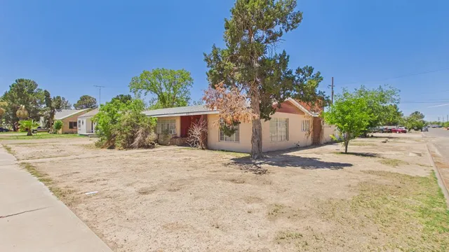 501 S  Ross Blvd, Pecos, TX 79772