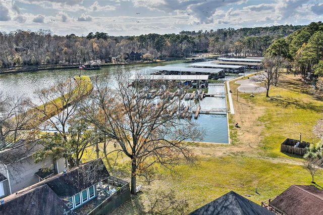 220 Harbour Row Dr, Coldspring, TX 77331