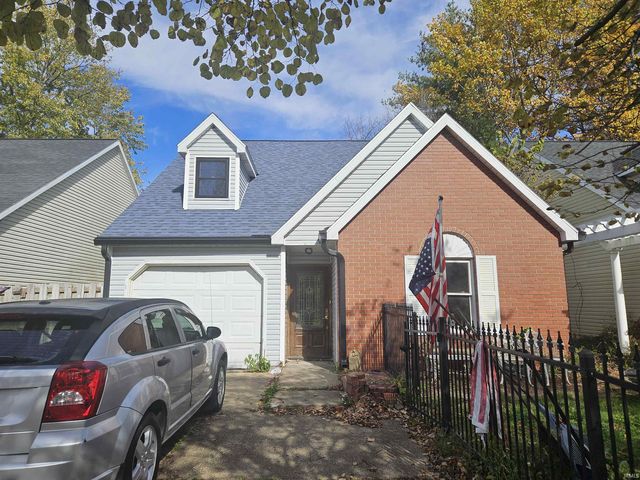 5799 Jeffrey Ln, Newburgh, IN 47630