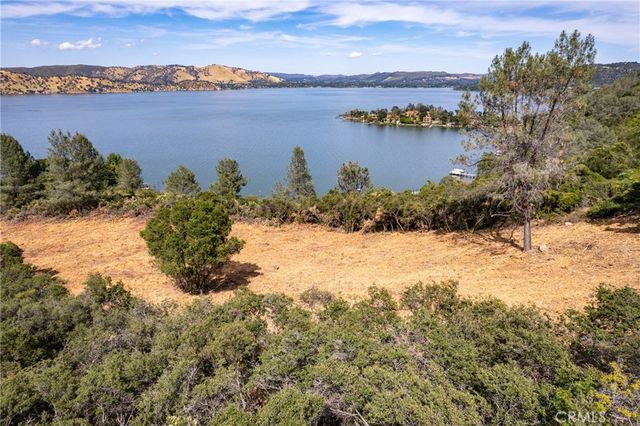 11390 Point Lakeview Rd, Kelseyville, CA 95451