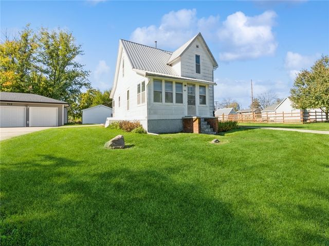 707 3rd Ave, Collins, IA 50055