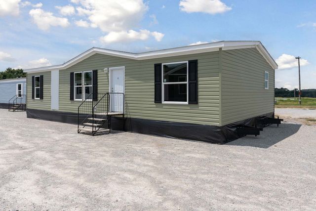 Churchill (Westridge) Plan in Westridge Pointe, West Paducah, KY 42086