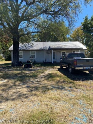 104 Myers Dr, Wister, OK 74966