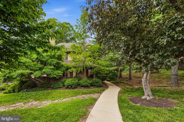 347 Paoli Woods #347, Paoli, PA 19301