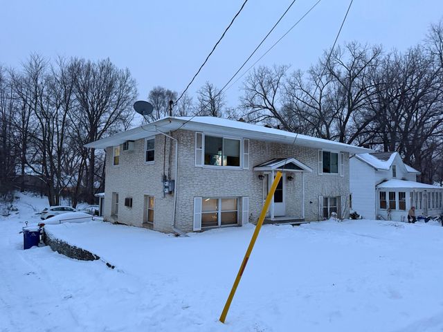380 Larpenteur Ave E, Saint Paul, MN 55117