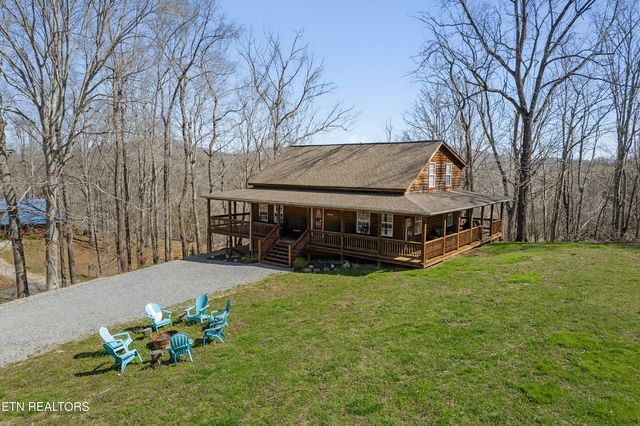 5606 Eastport Rd, Alpine, TN 38543