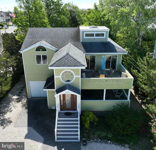 2104 Bayview Ave, Barnegat Light, NJ 08006
