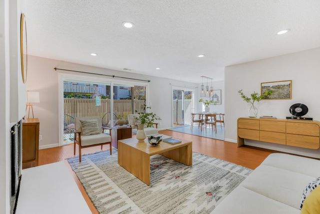 255 S  Rengstorff Ave #45, Mountain View, CA 94040