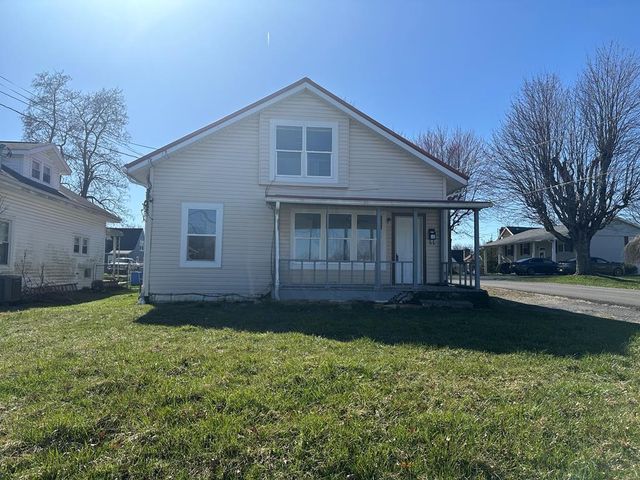 134 Orchard Ave, Beckley, WV 25801