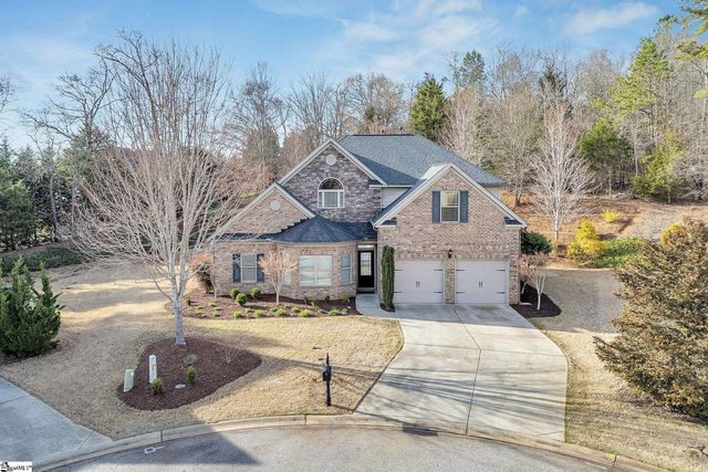 64 Governors Lake Way, Simpsonville, SC 29680