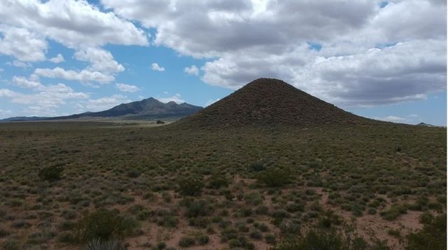 8934 E  Huntington Ave, Kingman, AZ 86401
