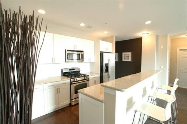 319 Grant Ave, Jersey City, NJ 07305 - See Est. Value, Schools &amp; More