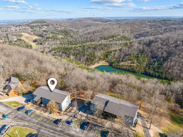 550 Notch Lane Apt 2 BLDG 9, Reeds Spring, MO 65737