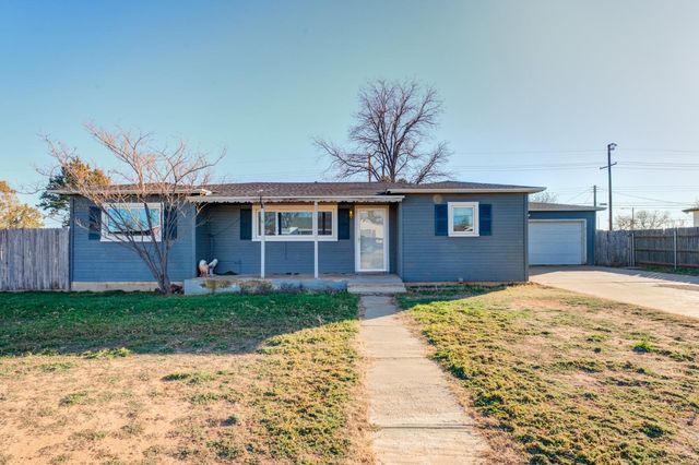 415 6th St, Wolfforth, TX 79382