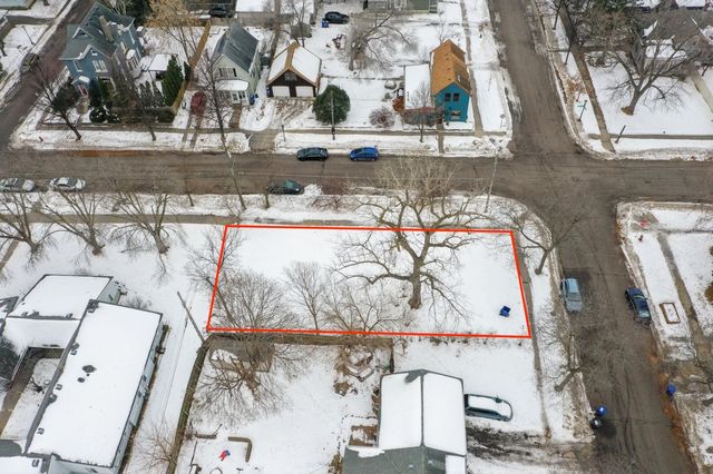 132 Western Ave S, Saint Paul, MN 55102