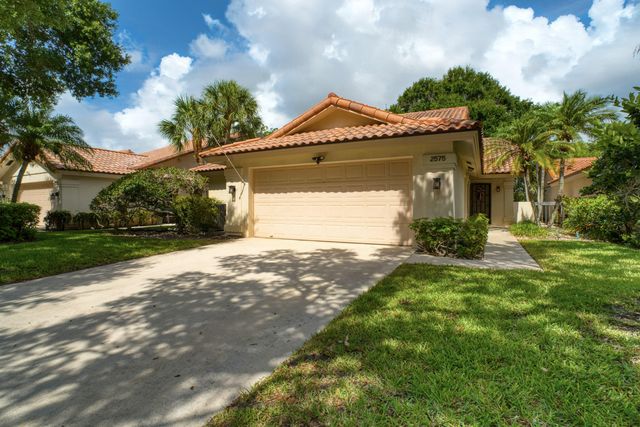2575 Iroquois Circle, West Palm Beach, FL 33409