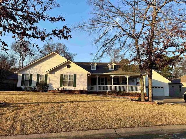 105 Apple Blossom Pl, Hot Springs, AR 71913
