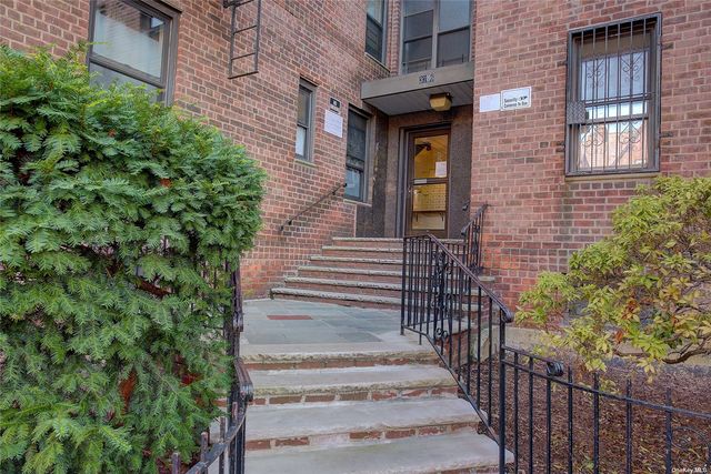 37-26 87th St #2F, Queens, NY 11372