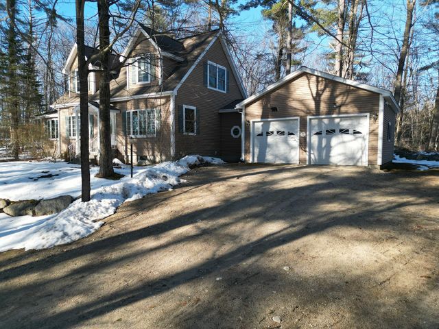 30 Forest Trail Drive, Turner, ME 04282