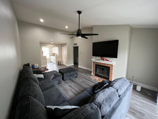 125 Reflections Dr #22, San Ramon, CA 94583