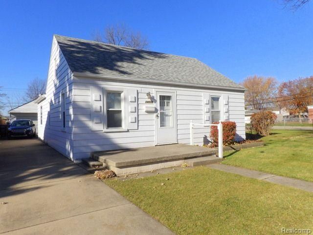 14516 Mulberry Vacant, Southgate, MI 48195