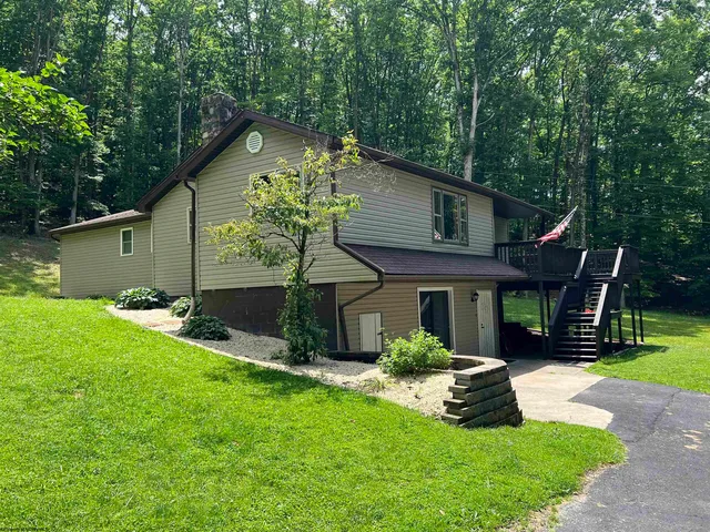 60 Saras Way, Beverly, WV 26253