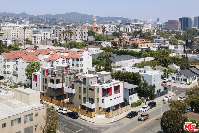 6871 Fountain Ave, Los Angeles, CA 90028