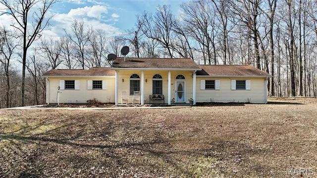 292 Quail Trl, Uniontown, MO 63783