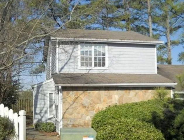 5691 Waterford Ct, Morrow, GA 30260