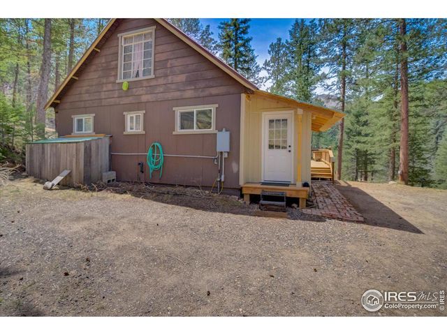80 Youngs Gulch Rd, Bellvue, CO 80512