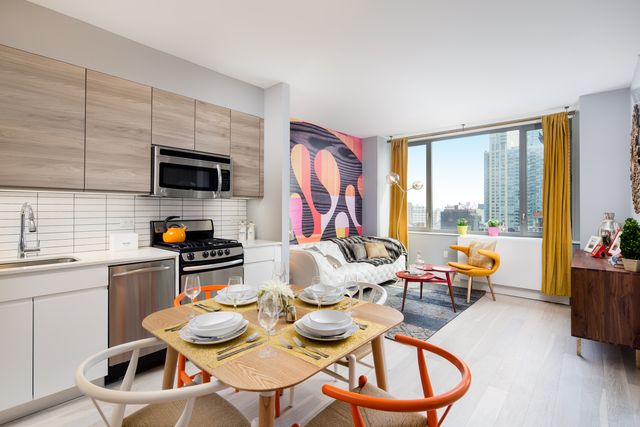 41-42 24th St #805, Long Island City, NY 11101