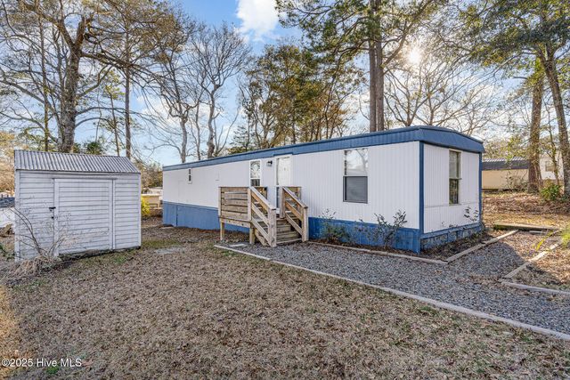 810 Dogwood Drive, Sunset Beach, NC 28468
