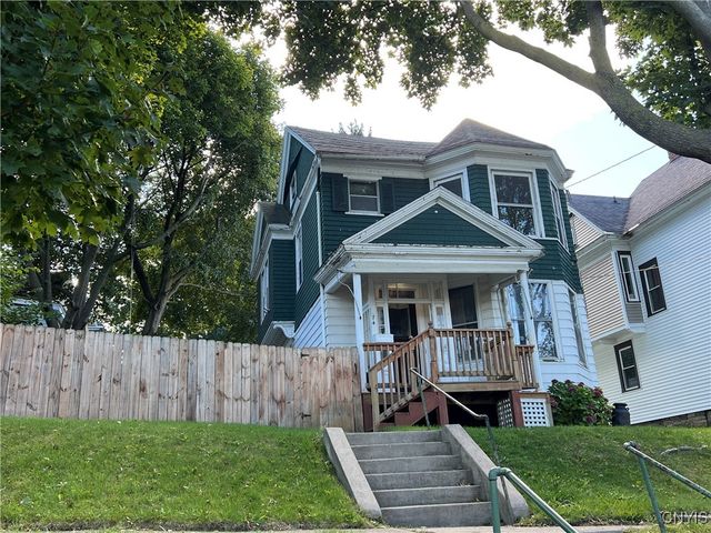 74 E  Oneida St, Oswego, NY 13126