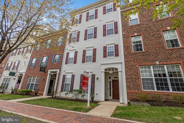 159 Mill Green Ave #200, Gaithersburg, MD 20878