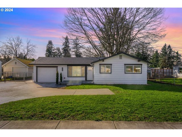 9745 SE Bell Ave, Milwaukie, OR 97222