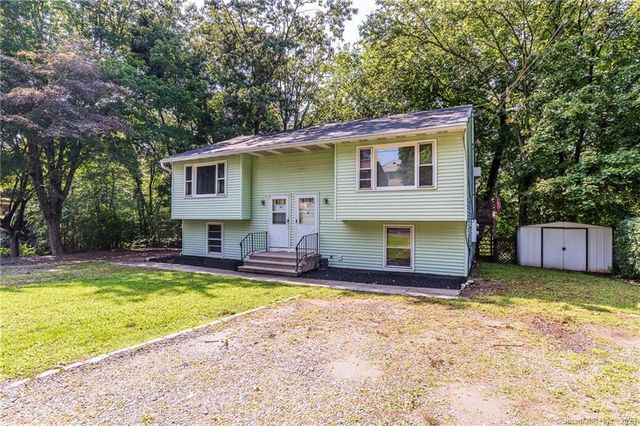 32 Manners Ave, Seymour, CT 06483