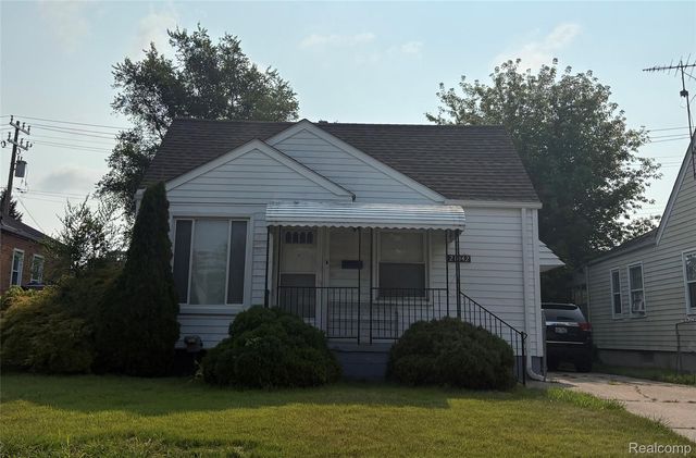 21042 Dexter Blvd, Warren, MI 48089