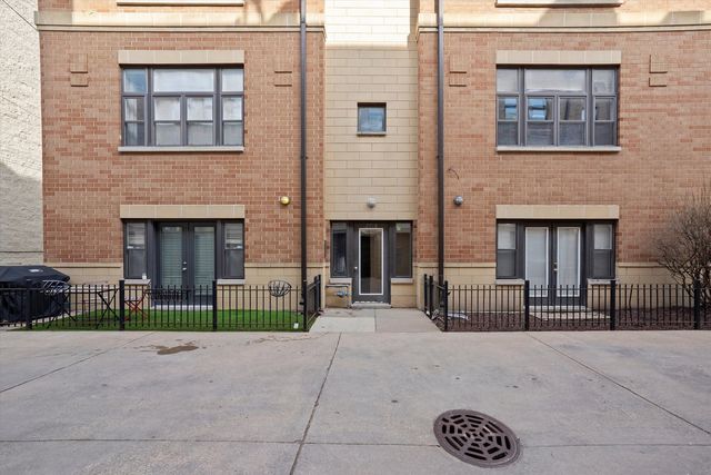 2318 W  Bloomingdale Ave  #C, Chicago, IL 60647