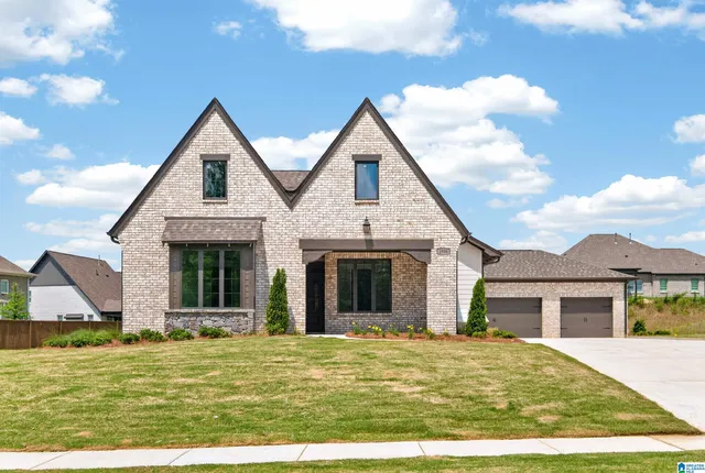 3904 Calvert Cir, Birmingham, AL 35244
