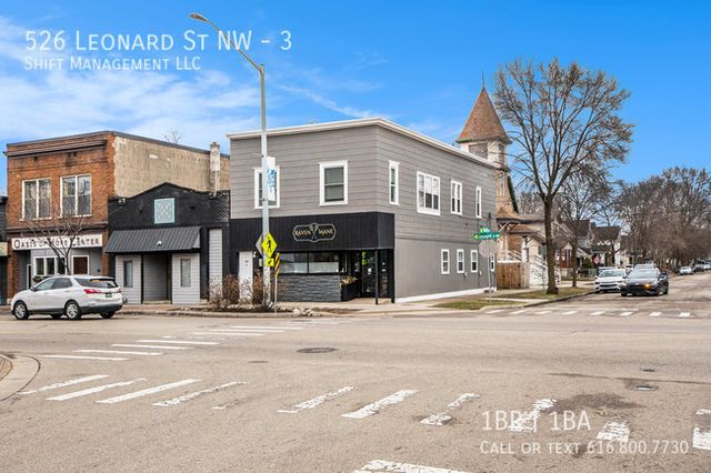 526 Leonard St   NW #3, Grand Rapids, MI 49504
