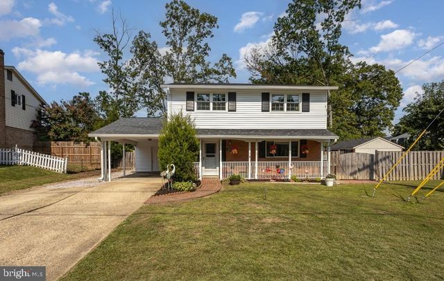 6919 Rolling Rd, Springfield, VA 22152